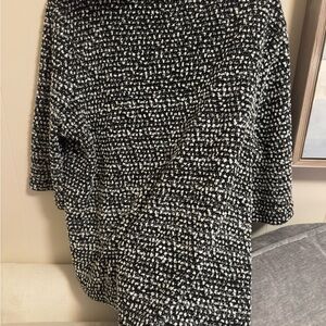 Vince Camuto Black and White Knit Sweater